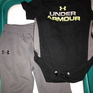 Short sleeve onesie with pants